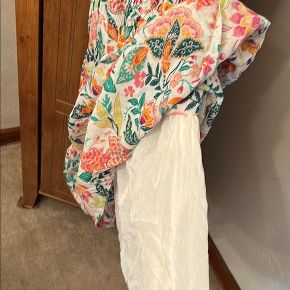 Old Navy Pink and Blue Ruffled Tiered Sundress - Picture 4 of 4